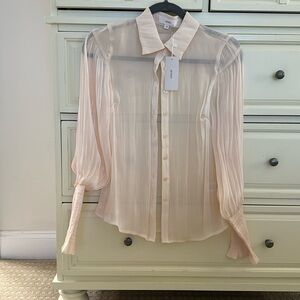 Aeom shirt from VICI dolls